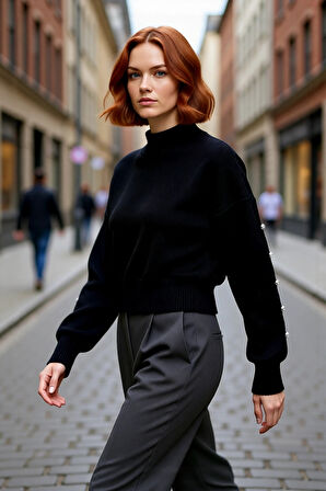 Kadınlar İçin Konforlu Gri Triko Kazak Düşük Kol ve Dik Yaka Tasarımı Düğmeli Kışlık Regular Kalıp