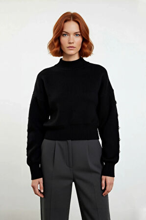 Kadınlar İçin Konforlu Gri Triko Kazak Düşük Kol ve Dik Yaka Tasarımı Düğmeli Kışlık Regular Kalıp