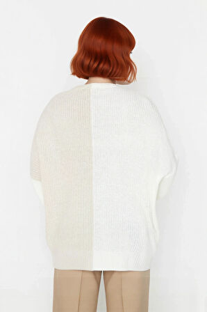 Kadın Rahat Kesim Akrilik Triko Kazak Renk Bloklu V Yaka Uzun Kollu Selanik Örgü Kış Stili