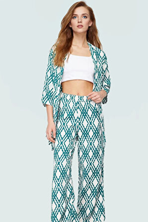 Şık Leopar Desenli Kimono Takım Nefes Alan Polyester Kumaş Görünüm Profesyonel