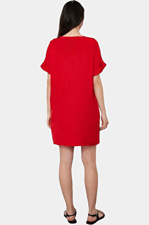 Polyester Dokuma Kısa Elbise Nefes Alabilir ve Şık Yüksek Kalite Modern Stil Trend Tasarım