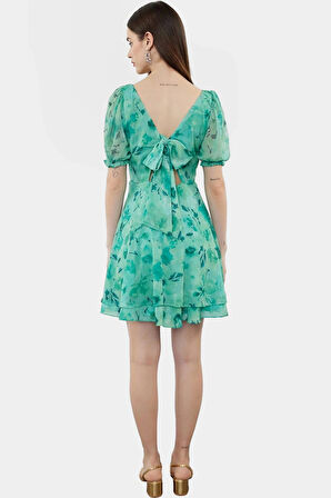 Yazlık Kadın Mini Elbise Polyester Şifon Dokuma Astarlı Şık Görünüm Özenle Seçilmiş Modern Stil