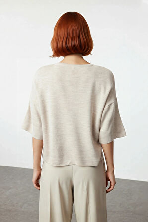 Kadınlara Özel Casual Stilin Vazgeçilmezi Regular Kalıp Bisiklet Yaka Kısa Kol Triko Üst Kaliteli