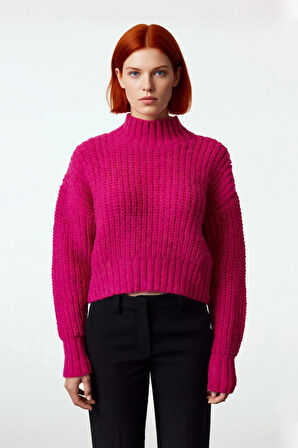 Kadın Modern Oversize Crop Dik Yaka Düşük Kol Kalın Triko Soğuk Hava Kazak Modeli Kaliteli