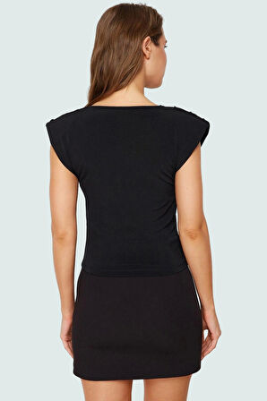 Yazlık Kadın Bluz Degaje Yaka Kısa Kollu Örme Kumaş Regular Fit Özel Tasarım