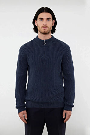 Erkek Basic Regular Fit Fermuarlı Dik Yaka Selanik Örgü Triko Kazak Günlük Stilinize Modern Dokunuş.