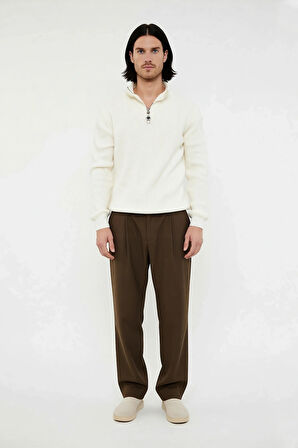 Erkek Basic Regular Fit Fermuarlı Dik Yaka Selanik Örgü Triko Kazak Günlük Stilinize Modern Dokunuş.