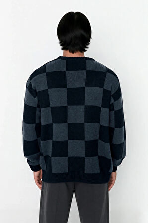 Erkek Oversize Bisiklet Yaka Kareli Desenli Triko Kazak Kış Sezonu İçin Rahat ve Modern Seçim