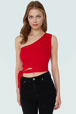 Asimetrik Yaka Kolsuz Örme Bluz Fitted Bağlama Detayı Rahat ve Şık Kaliteli İşçilik