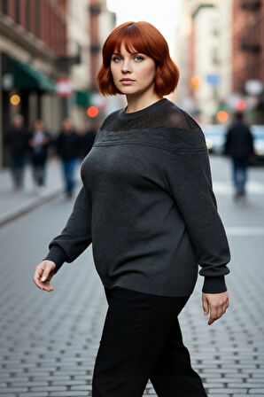 Kadın Zarif Antrasit Bisiklet Yaka Triko Kazak Saç Örgü Tül Omuz Detaylı Kış Stilinde Rahat ve Şık