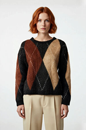 Kadın Bisiklet Yaka Oversize Kesim Triko Kazak Uzun Kollu Soğuk Hava Şıklığı ve Konforu Bir Arada