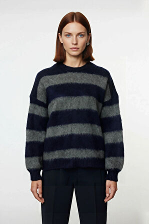 Kadın Düşük Kol Çizgili Triko Kazak Modern Oversize Kesim Günlük Şıklık İçin Sonbahar Kış Kaliteli