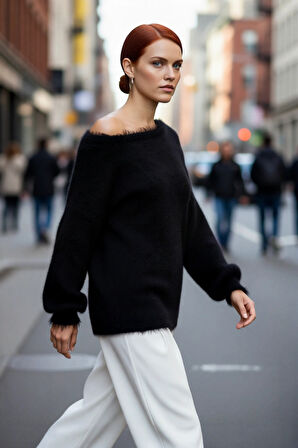 Kadın Kayık Yaka Kalın Tüylü Dokulu Triko Kazak Standart Kollu Kış Günleri İçin Konforlu Kaliteli