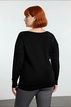 Kadın Büyük Beden Kayık Yaka İnce Triko Kazak Standart Kollu Düğmeli Tasarım Kışlık Şıklık