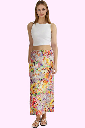 Yazlık Kadın Etek Çok Çiçek Desenli Balık Kesim Dokuma Krep Günlük Kullanım Modern Tasarım