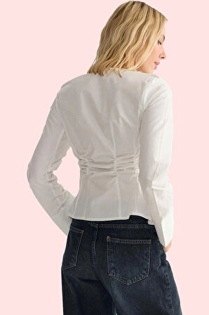 Kadın Basic Uzun Kollu Gömlek Fitted Kalıp Şık Günlük Kombinler Yaz Aylarının Vazgeçilmezi