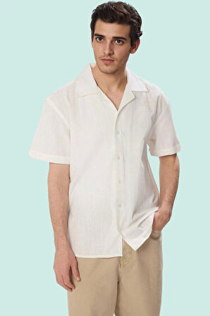 Erkek Yazlık Pamuk Gömlek Apaş Yaka Regular Fit Düz Desen Günlük Yaz Aylarının Vazgeçilmezi