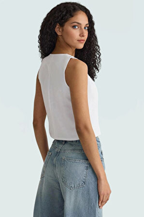 Fitted Kalıp Bluz Terrycotton Kumaş Kalp Yaka Askılı Yazlık Premium Kalite Şık Görünüm