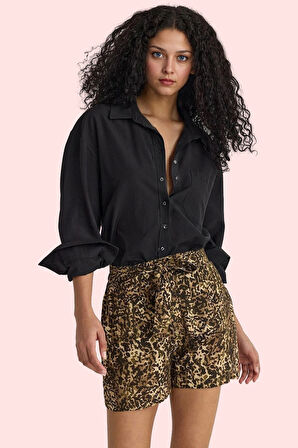 Kadın Şort Dokuma Kumaş Viskoz Leopar Desenli Geniş Paça Yüksek Bel Yaz Aylarının Vazgeçilmezi