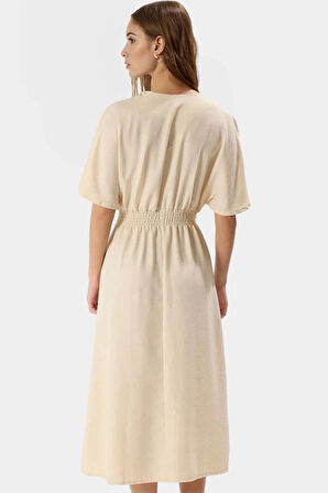 Nefes Alan Polyester Midi Elbise A Kesim V Yaka Kuşak Detayı Özenle Seçilmiş Rahat Kullanım