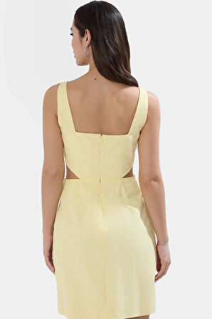A Line Gabardin Mini Elbise Kolsuz Kare Yaka Cut Out Detay Pamuk Rahat Kullanım