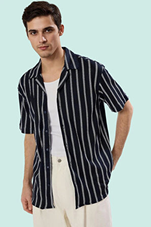 Erkek Şık ve Rahat Apaş Yaka Çizgili Kısa Kollu Gömlek Yazlık Bürümcük Dokuma Günlük Kullanım