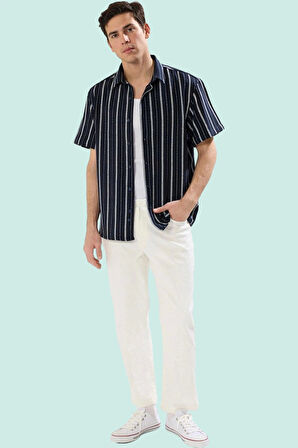 Erkek Basic Oversize Fit Kısa Kollu Gömlek Çizgili Desen Yazlık Yaz Aylarının Vazgeçilmezi