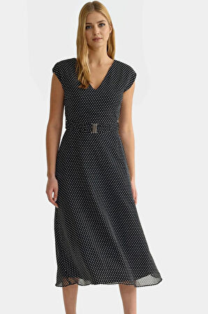 Yazlık A Kesim Şifon Elbise Puantiyeli Desen Kemer Detayı Polyester Kumaş Profesyonel Görünüm