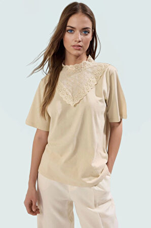 Regular Kalıp Pamuklu Bluz Brodeli Detay Dik Yaka Yaz Günlük Kullanım İçin