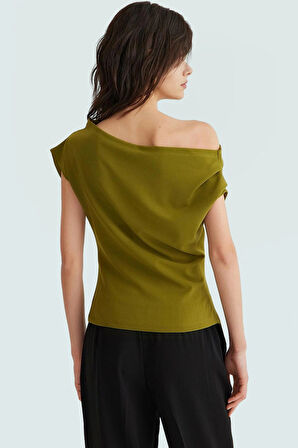 Regular Kalıp Örme Bluz Düşük Kol Asimetrik Yaka Günlük ve Şık Özel Tasarım