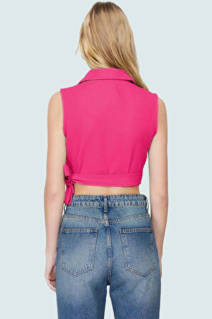 Bağlamalı Crop Bluz Dokuma Kumaştan Şık ve Rahat Bir Seçim Özel Tasarım Modern Stil