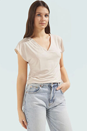 Yazlık Bluz Sandy Dokuma V Yaka Regular Fit Taş Düğmeler Uzun Ömürlü Zarifane Tasarım