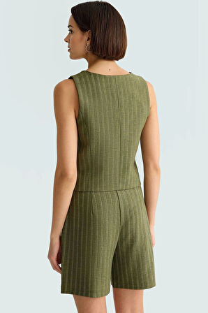 Rahat ve Şık Yazlık İkili Takım Viskon Süprem Yelek Şort Trend Tasarım Seçkin Malzeme Modern Stil