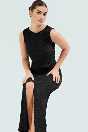 Yazlık İki Parçalı Örme Takım Elbise Rahat ve Şık Özenle Seçilmiş