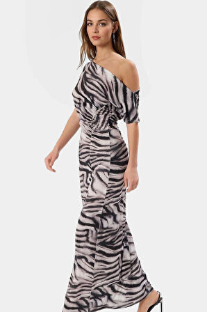 Şık Hayvan Desenli Örme Maxi Elbise Bodycon Kalıp 134 cm Boy Uzun Ömürlü