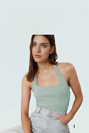 Rahat ve Şık Scuba Krep Crop Bluz Halter Yaka Polyester Karışımı Özenle Seçilmiş
