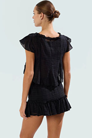 Şık Kadın Yazlık Bluz Etek Takımı Fırfırlı Detayli Pamuk Viskoz Crinkle Kumaş Zarifane Tasarım