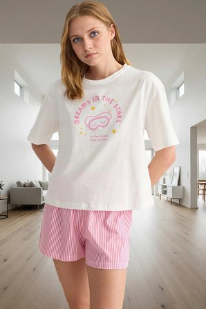 Yaz İçin 3lü %100 Pamuklu Şortlu Pijama Takımı Regular Kalıp Çizgili Desen Özel Tasarım