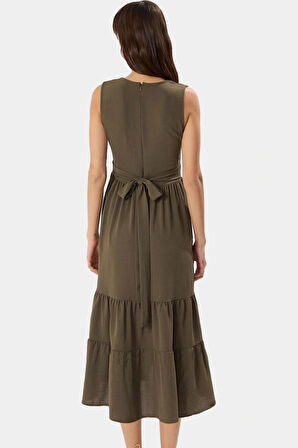 Şık ve Konforlu Aerobin Dokuma Midi Elbise V Yaka Belden Modern Stil Özenle Seçilmiş