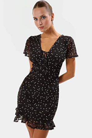 Astarlı Mini Tül Elbise Puantiyeli Bodycon Kesim Kısa Kol Modern Stil