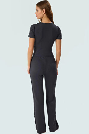 Şık ve Rahat Örme Kadın Takım Polyester Kaşkorse Kumaş İspanyol Paça Pantolon Yazlık Modern Stil