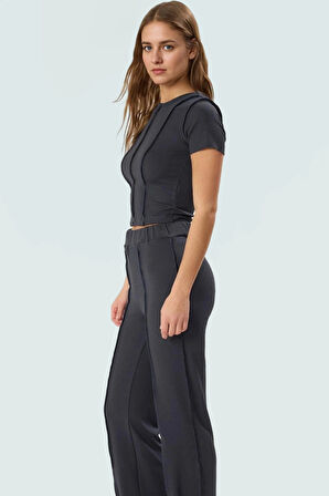 Şık ve Rahat Örme Kadın Takım Polyester Kaşkorse Kumaş İspanyol Paça Pantolon Yazlık Modern Stil