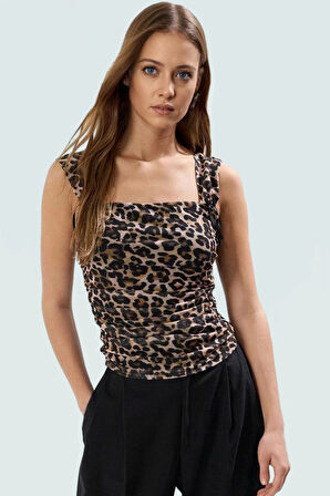 Basic Crop Bluz Örme Tül Kumaş Kare Yaka Günlük Stil Modern Konforlu Kesim Seçkin Malzeme