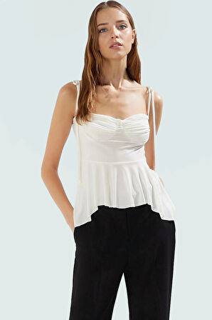 Rahat ve Şık Kolsuz Örme Bluz %97 Polyester Yaz İçin Ideal Konforlu Kesim Seçkin Malzeme