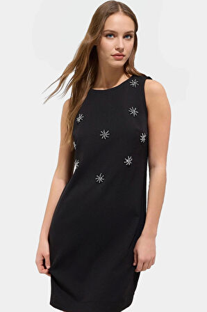 Dokuma Kumaş Mini Elbise Taş Detaylı Kadın Yaz Elbisesi Premium Kalite Konforlu Kesim