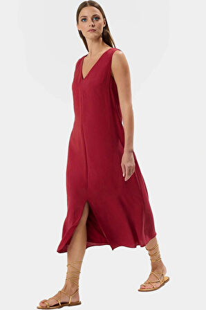 Yazlık Kadın Midi Elbisesi V Yaka Düz Kesim Polyester Şık ve Rahat Konforlu Yüksek Kalite