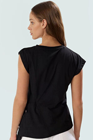 Rahat Kalıp Pamuklu Bluz Plise Detay Bisiklet Yaka Yazlık Kombinler İçin Şık Görünüm