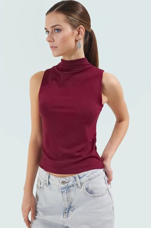 Fitted Kolsuz Bluz Dik Yaka Örme Kumaş Yazlık Günlük Konforlu Kesim Rahat Kullanım
