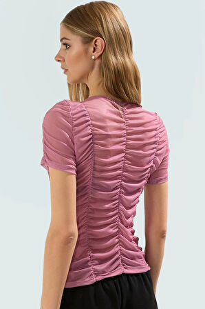 Şık ve Rahat Örme Bluz Büzgü Detaylı Fitted Kalıp Trend Tasarım Seçkin Malzeme