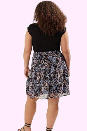 Kadın Mini Etek Çok Desenli Fırfırlı Dokuma Kumaş Yaz Aylarının Şıklığı Stilin Buluştuğu Yer